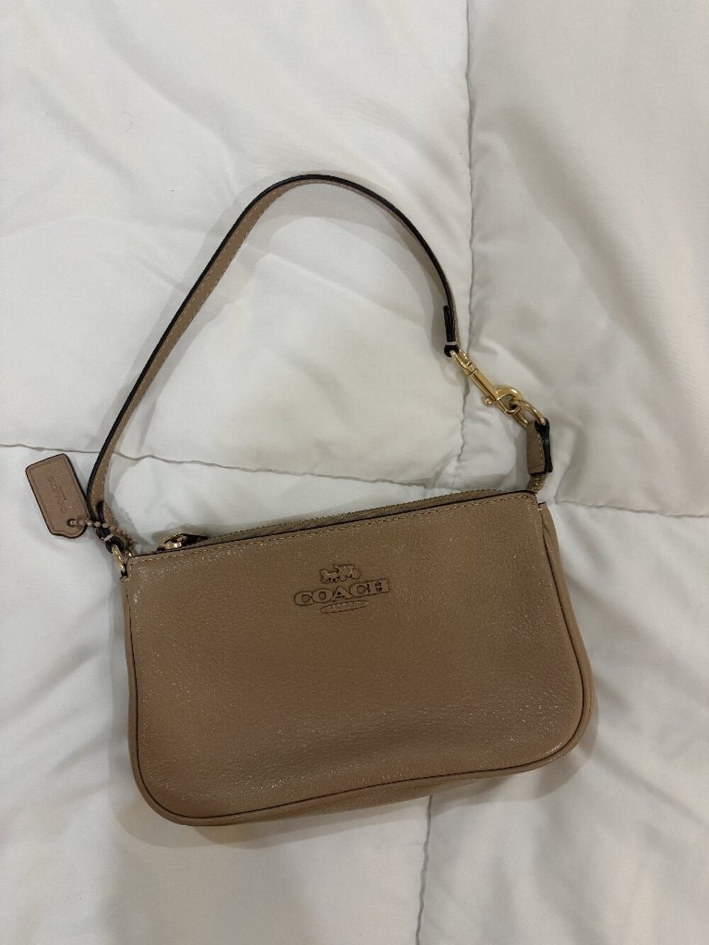 Coach Nolita 19 in Taupe